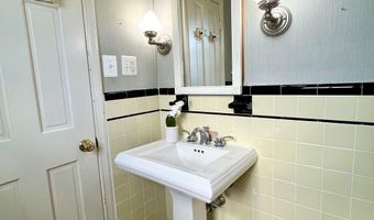 6012 19TH St N, Arlington, VA 22205