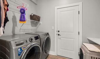 1040 W Trace Pl, Polk City, IA 50226