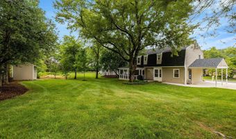 8104 BRIAR CREEK Dr, Annandale, VA 22003