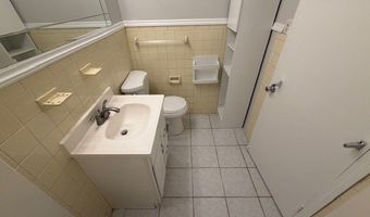 239 Old Farms Rd 16D, Avon, CT 06001