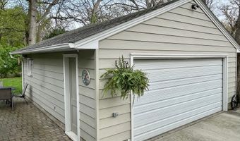 804 22nd St NW, Austin, MN 55912