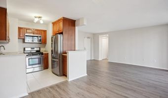 8 S VAN DORN St 103, Alexandria, VA 22304