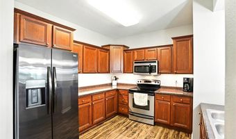 1092 Walnut Ave 117 Bld E, Riverside, IA 52327