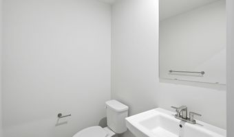 5 Pelham Ln, Bayville, NJ 08721