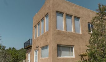 38 Tres Lomas, Arroyo Hondo, NM 87529