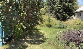 702 W 1st St, Albion, WA 99102