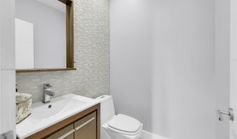 3015 NE 208th St 3015, Aventura, FL 33180