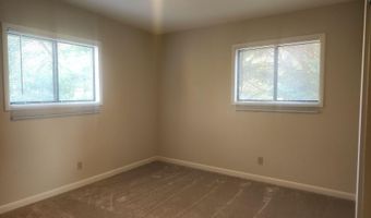236 TAYLOR RUN Pkwy 8, Alexandria, VA 22314