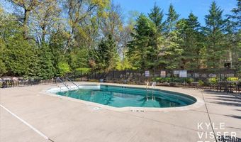 892 Bridge Crest Dr SE, Ada, MI 49301