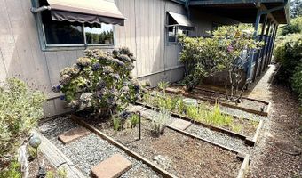 98041 HALLWAY Rd 37, Brookings, OR 97415