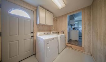 213 E Radio Ln, Arkansas City, KS 67005