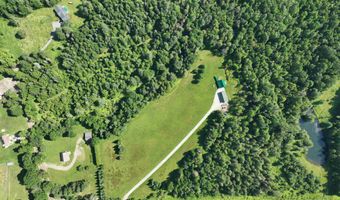 241 S Albany Rd, Albany, VT 05820