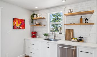 1525 Stanton St, Alameda, CA 94501