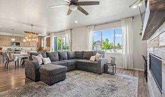 1046 W Hero Ct, Bluffdale, UT 84065