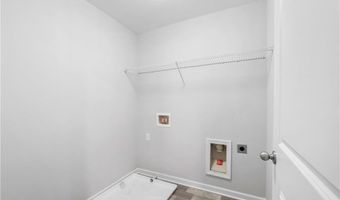 422 Auburn Crossing Dr, Auburn, GA 30011