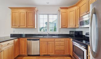 752 Matthews St, Bristol, CT 06010