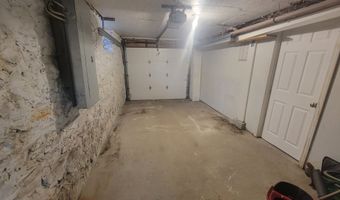 12 Division St A, Danbury, CT 06810