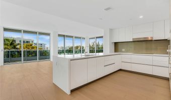 9221 E Bay Harbor Dr 512, Bay Harbor Islands, FL 33154
