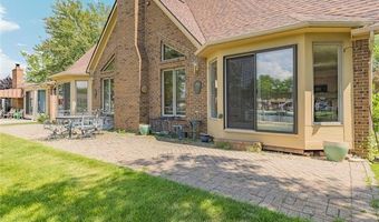 7236 Bluebill St, Algonac, MI 48001