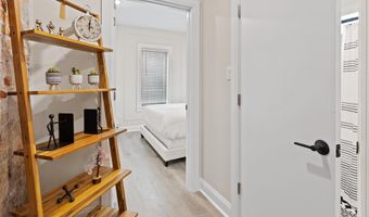 102 S Ocean Ave, Atlantic City, NJ 08401