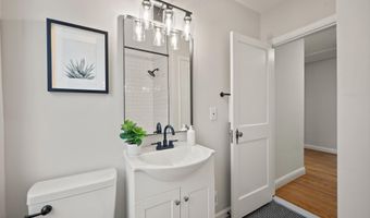 323 STRATFORD Rd, Baltimore, MD 21228