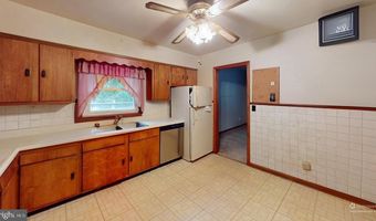 54 MARYLAND Ave, Bloomington, MD 21523