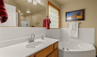 5 Sunderland Ln, Bella Vista, AR 72714