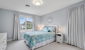 314 Chases Ln C, Middletown, RI 02842