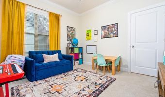 2217 N DONAHUE Dr, Auburn, AL 36830