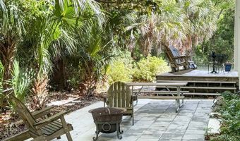 174 Dr Frederick S Humphries St, Apalachicola, FL 32320