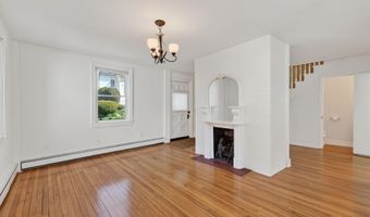 997 Washington St, Bath, ME 04530