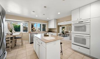 425 Loma Larga, Solana Beach, CA 92075