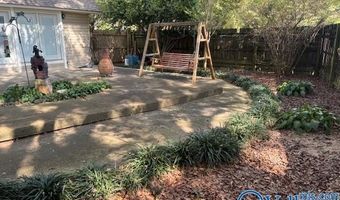 132 Guinevere Dr, Albertville, AL 35950