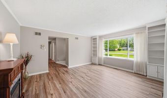 425 W Oregon Rd St, Adrian, MI 49221