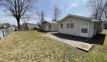 800 Ruskin Ave, Algonac, MI 48001