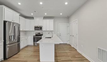 20280 NEWFOUNDLAND Sq, Ashburn, VA 20147