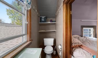 111 S Walnut Ave, Bridgewater, SD 57319