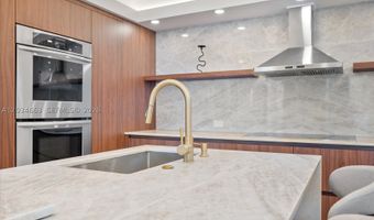 19355 Turnberry Way 19F, Aventura, FL 33180