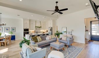 709 Julesburg Ln, Benton, LA 71006