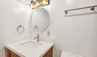 3322 WOODBURN VILLAGE Dr 13, Annandale, VA 22003