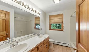 56 Greenfield Rd, Cumberland, RI 02864