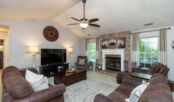 6485 Barberry Dr, Avon, IN 46123