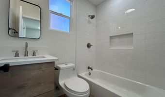 2501 Davis Ave, Carlsbad, CA 92008