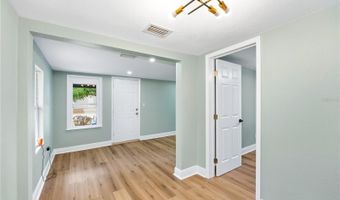 616 LIME St, Auburndale, FL 33823