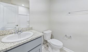 7060 Bexley Ct, Alexandria, LA 71303