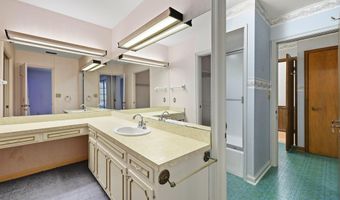 1313 E COAST Dr, Atlantic Beach, FL 32233