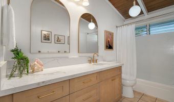2342 Ahapule St, Pearl City, HI 96782