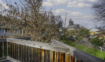 126 Nursery St, Ashland, OR 97520