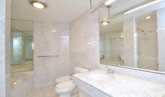 1300 CRYSTAL Dr 703S, Arlington, VA 22202