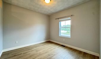 15 Morningside Dr, North Kingstown, RI 02852